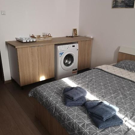 Gara Dinu Apartment Bucureşti Exterior foto